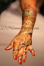 The winner of the 2012 South Florida Mehndi Competition Amber