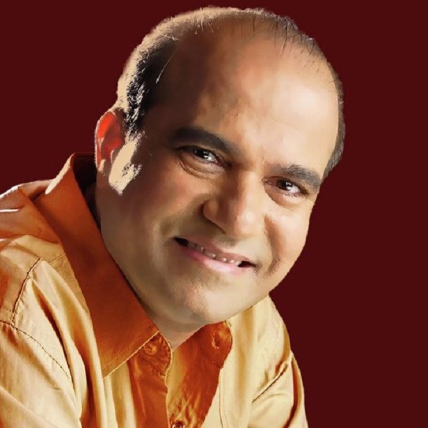 Padmashree Suresh Wadkar LIVE Concert 