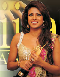 IIFA Awards 2011 going to Canada