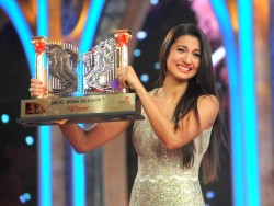 Gauhar-Khan-5