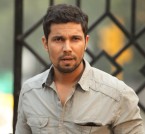 Randeep-Hooda-During-Movie-Scene-56-20