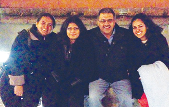 Abha Narang & her Husband, Vijay and daughter Urvi and Neha