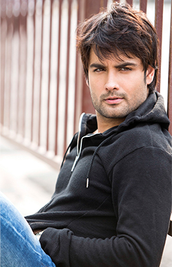 Vivian Dsena Admits Romancing a Transgender is Difficult