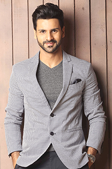 Vivek Dahiya Attacked, Talks about Lack of Security on Sets