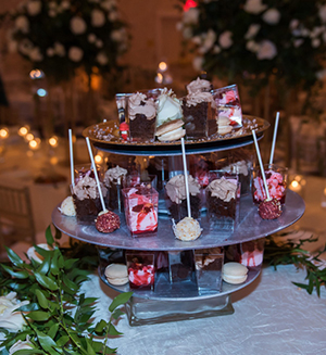 Indian Wedding Reception Cup Cake