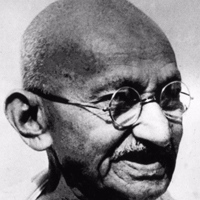662px Mohandas K. Gandhi Portrait E1548870276719