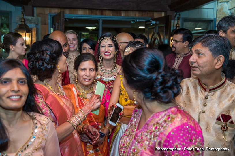 Bride arriving at the baraat