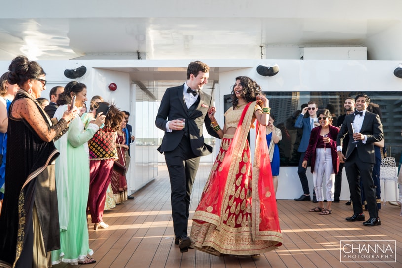 Dance performance of wedding couple