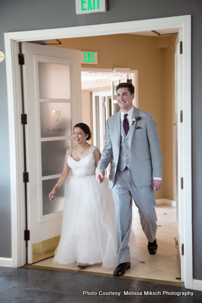 Grand Entrance of Newly weds couple for reception