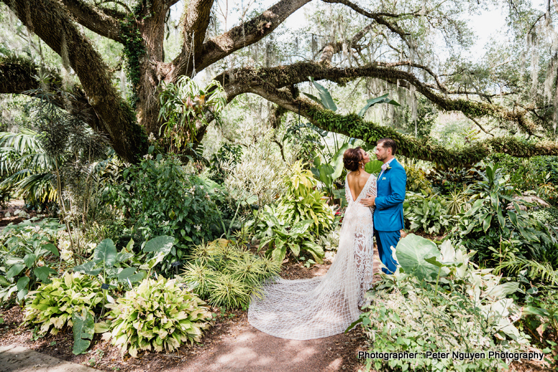 Enchanting Indian Bride with Groom Capture 