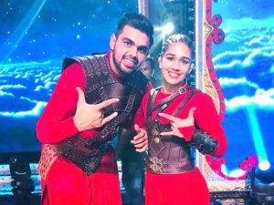 Babita-Vivek Make it Official on Nach Baliye 9