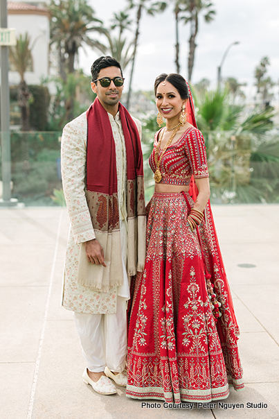 Awe-aspiring Picture of Indian Couple