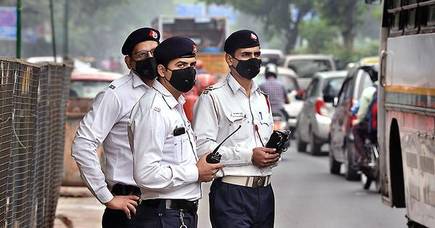 Delhi Masks