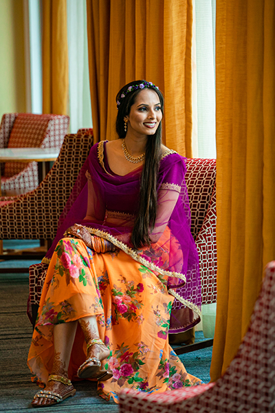 Lovely Indian bride wedding Lehngha