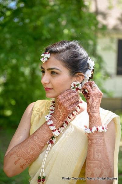 Indian bride wearing Flower Jwelery