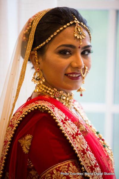 Gold Indian Bride Wedding Jwellery