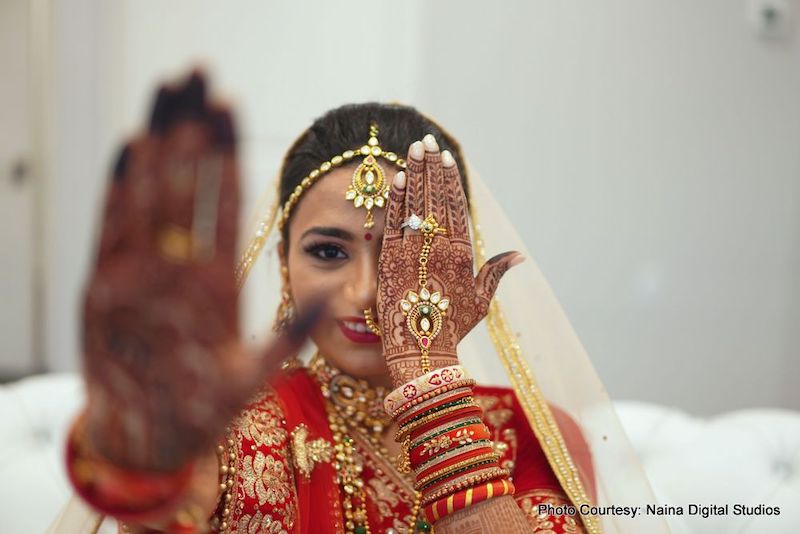 Indian Bride Wearing Bidal Chuda