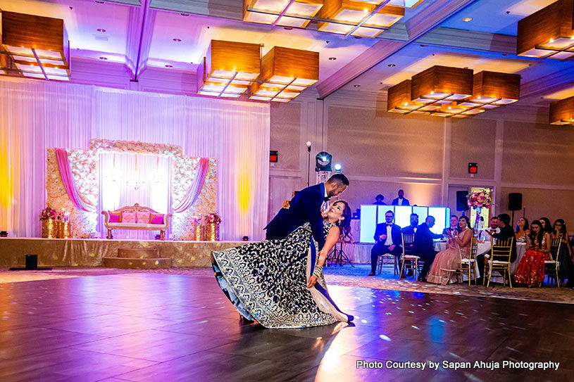 First dance performance of Newly weds couple in reception ceremony