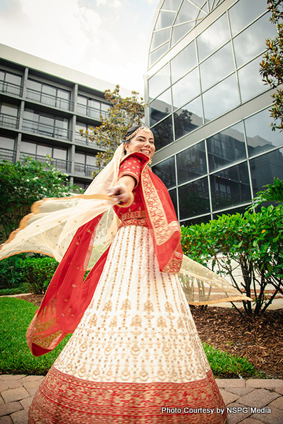 Gracefull look by Indian bride