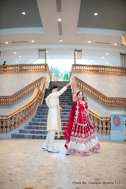 twilling bride look gorgeous with groom