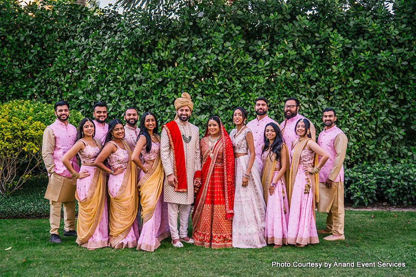  Indian wedding couple with Bridesmaids and Groomsmen