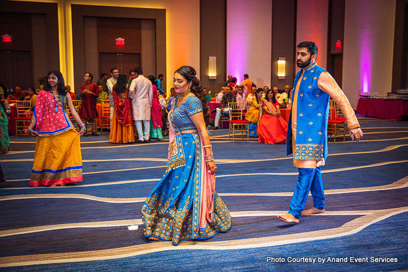 Lovely Dance Performance of Indian wedding couple