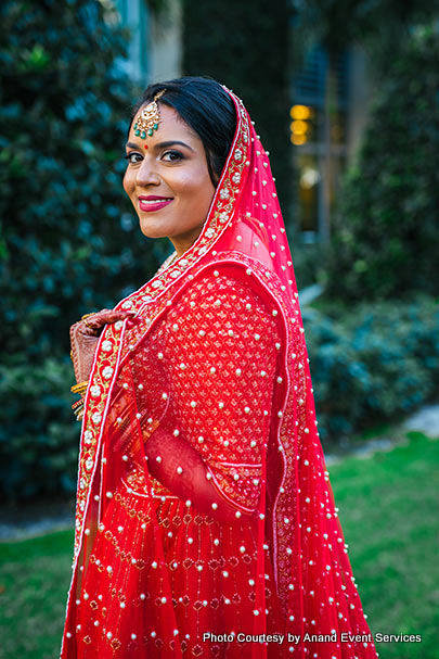  Indian bride wear Maang Tikka