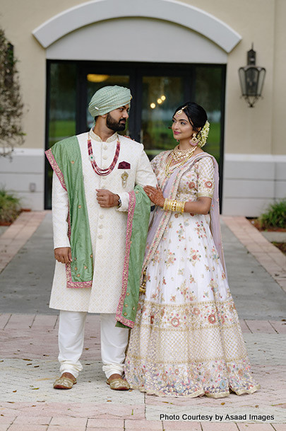 Indian bride and groom looks Maharaja and Maharani