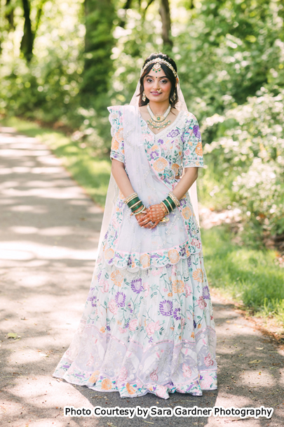 Gorgeous Indian bride posing for photoshoot