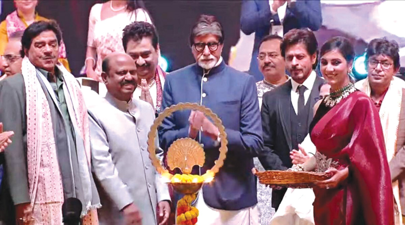 Amitabh Bachchan at Gala Inaugural of 28th Kolkata International Film Festival by Big B