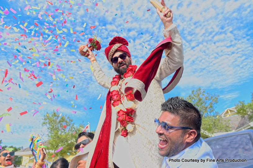 Grnad entry of indian groom