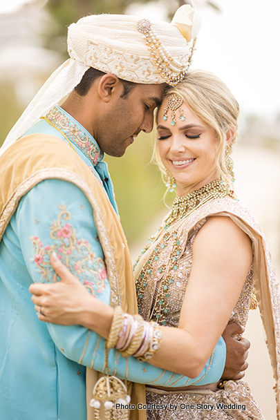 Indian bride and groom looks Maharaja and Maharani