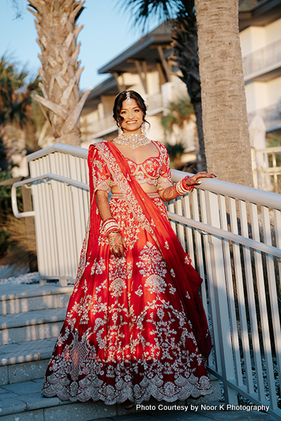 Diamond set look so elegant with wedding attire