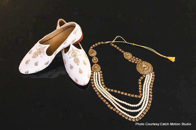 Indian groom accessories