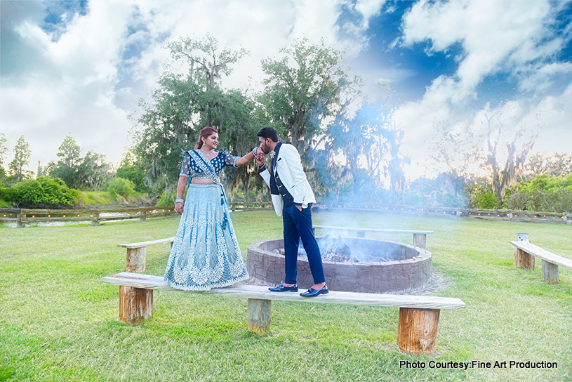 Love birds at outdoor photoshoot
