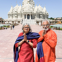 Raj shah and Aruna shah at BAPS Akshardham temple