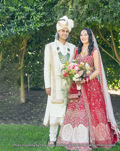 flowers symbol of love for Indian bride and groom