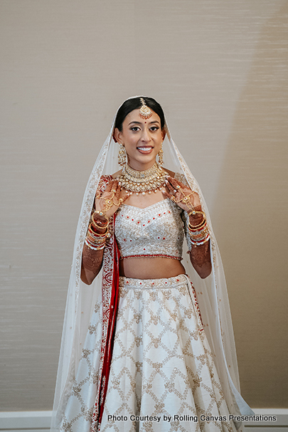 White and Red perfer Combination for wedding