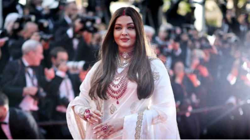 Aishwarya Rai Turns 52: Her Simple Beauty Secrets Revealed